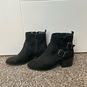 Ankle boots